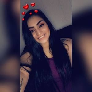 Meet your Posher, Aishah